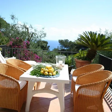 Apartmán Sehr Gepflegt Eingerichtete Mit Herrlicher Meerblickterrasse Diano Marina