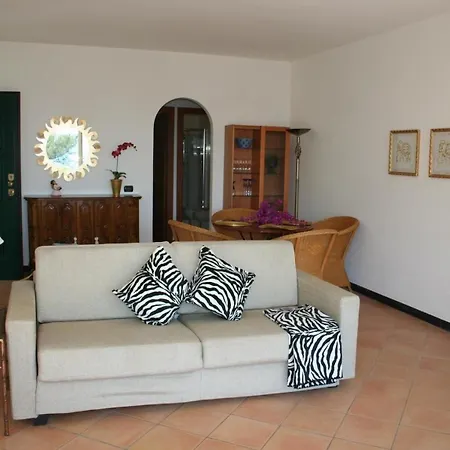 Apartmán Sehr Gepflegt Eingerichtete Mit Herrlicher Meerblickterrasse Diano Marina